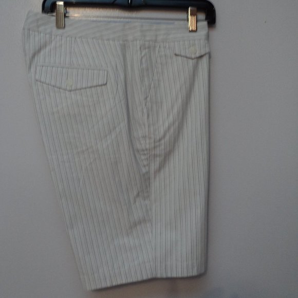 NWT Dockers Collection Women's Size 12 Shorts Striped White Black Blue Pockets - Picture 4 of 10